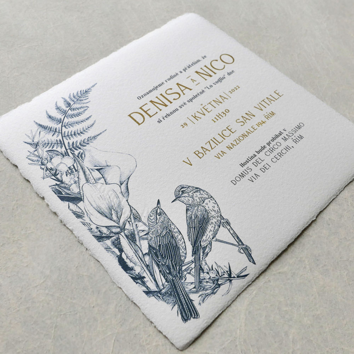 Individuelle Hochzeitspapeterie aus handgeschöpftem Papier mit Einladung, RSVP-Karten und Umschlägen
