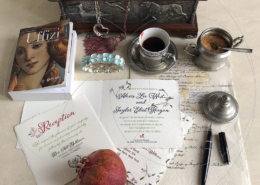 Hochzeitseinladung Tuscany aus handgeschöpftem Büttenpapier mit floralen Motiven